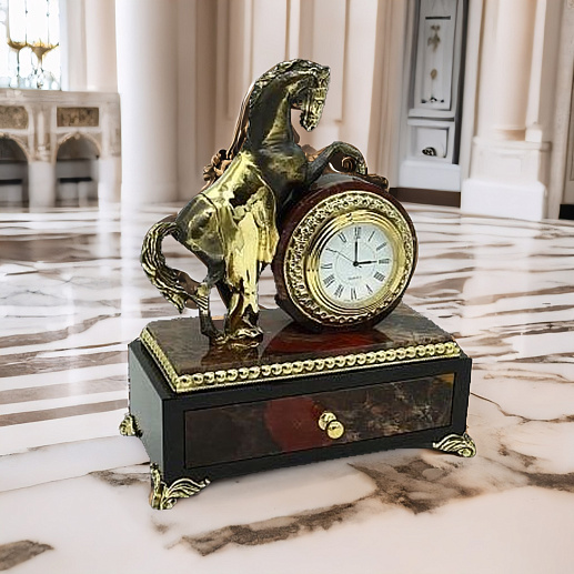Часы сувенирные настольные купить с доставкой Часы сувенирные настольные